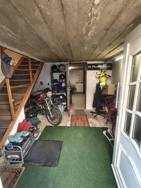 Keller: Diele (13,7 m²)